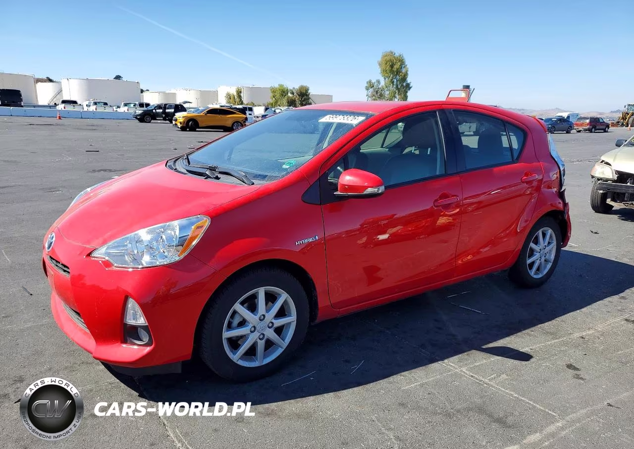 2014 Toyota Prius C Four – zdjęcie 1 z 12