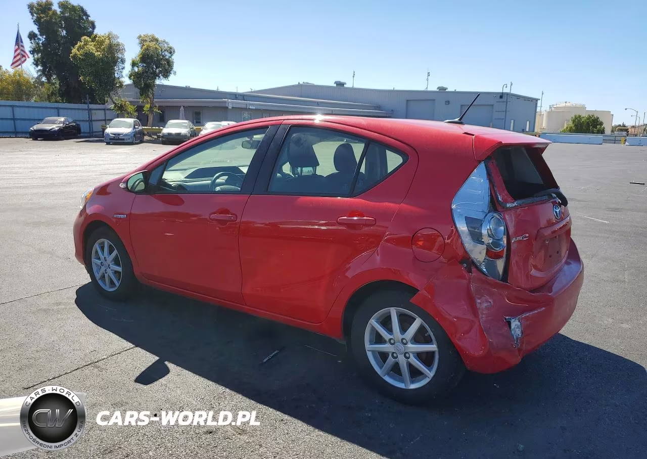 2014 Toyota Prius C Four VIN:JTDKDTB37E1075401 - 2