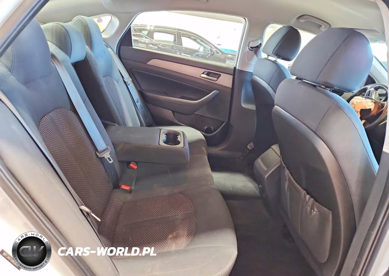 2018 Hyundai Sonata Sel VIN:5NPE34AFXJH658114 - 10