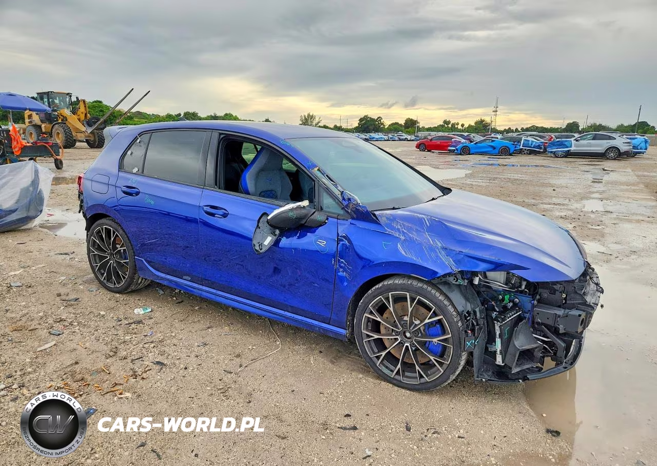 2026 Volkswagen Golf R VIN:WVWEF7CD6TW158677 - 4
