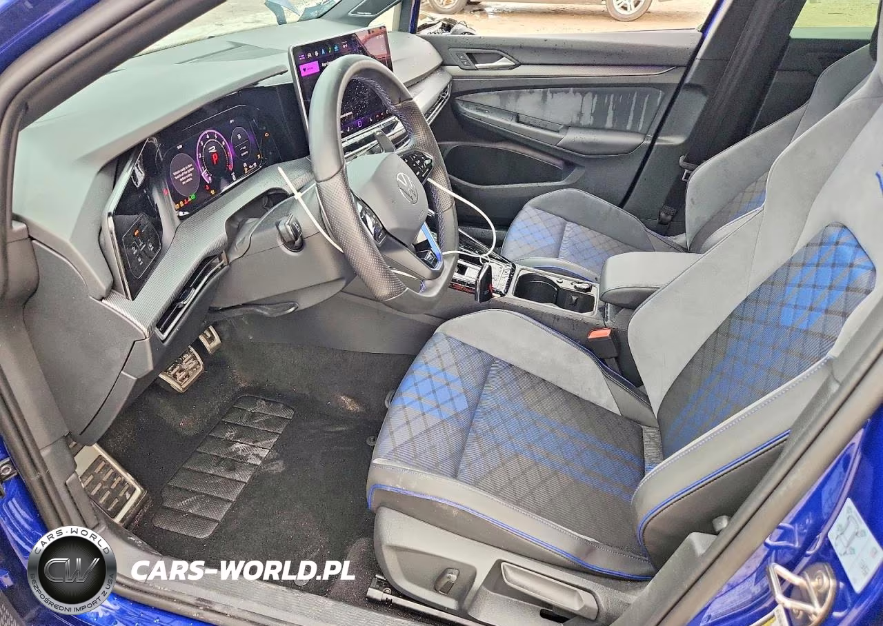 2026 Volkswagen Golf R VIN:WVWEF7CD6TW158677 - 7