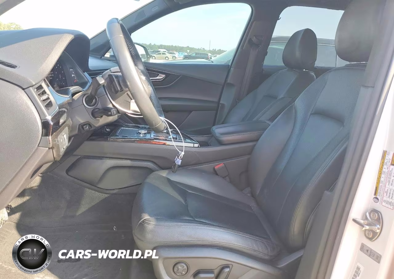 2019 Audi Q7 Premium Plus VIN:WA1LAAF70KD037429 - 7