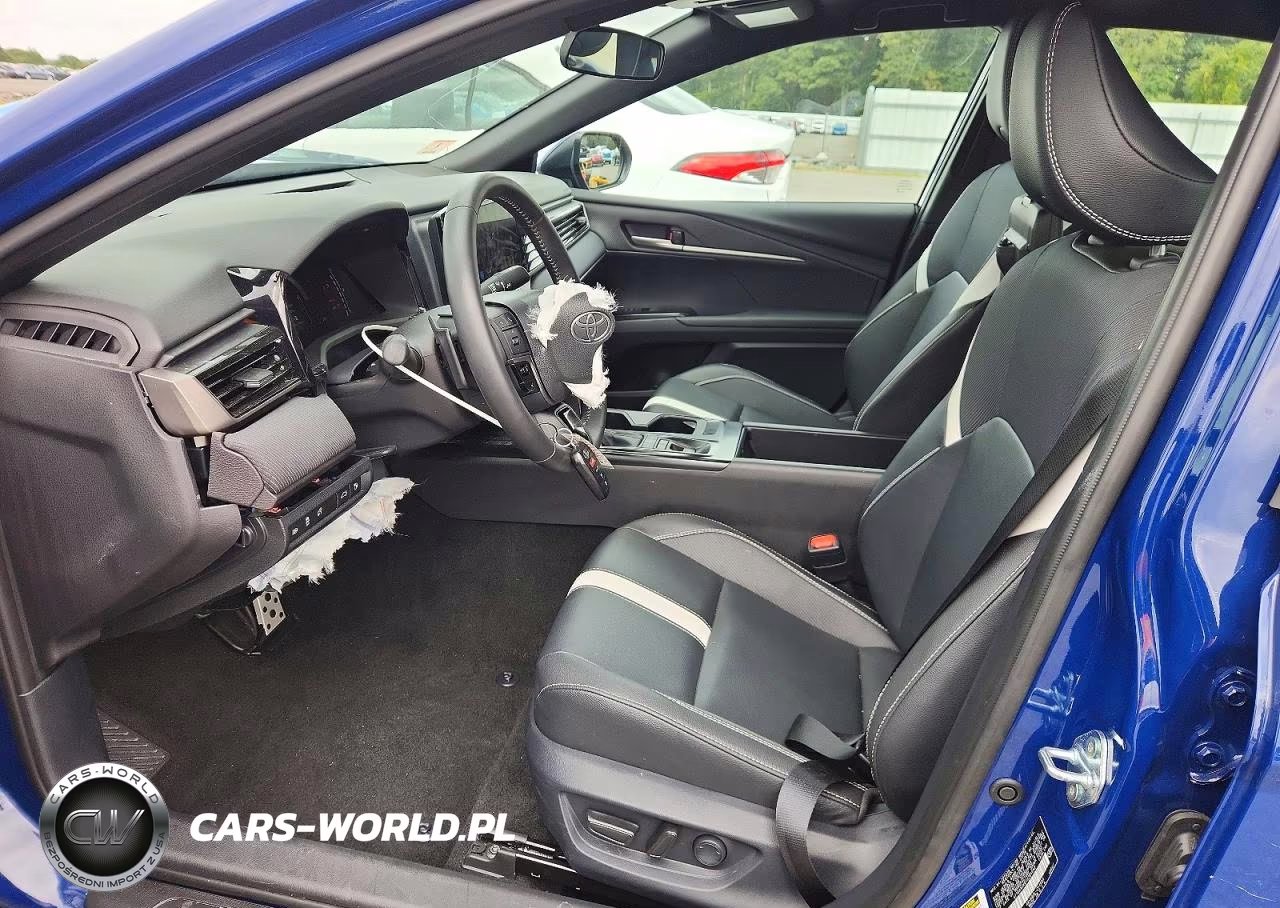 2026 Toyota Camry Se VIN:4T1DAACK6TU264642 - 7
