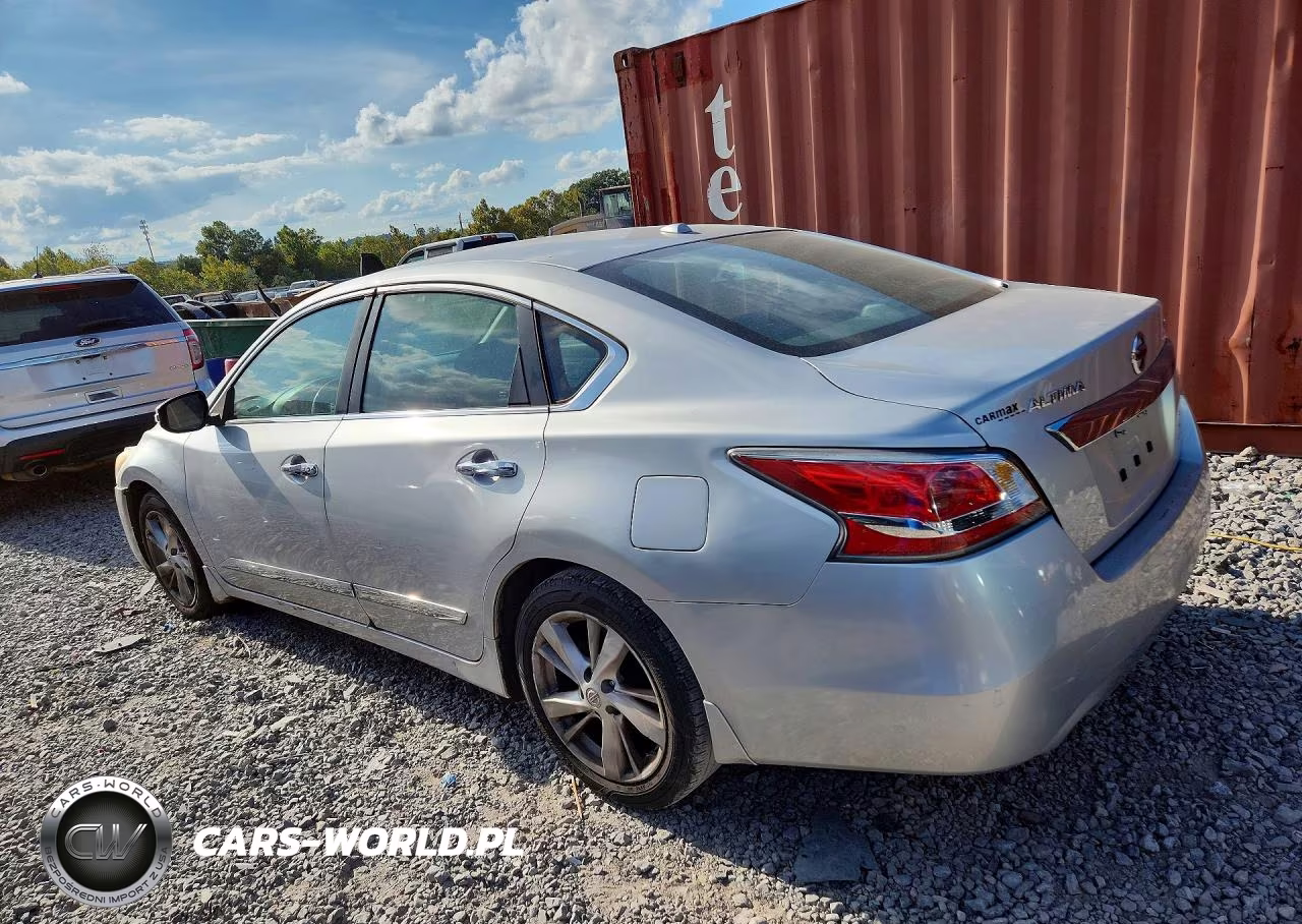 2015 Nissan Altima 2.5 VIN:1N4AL3APXFC482885 - 2