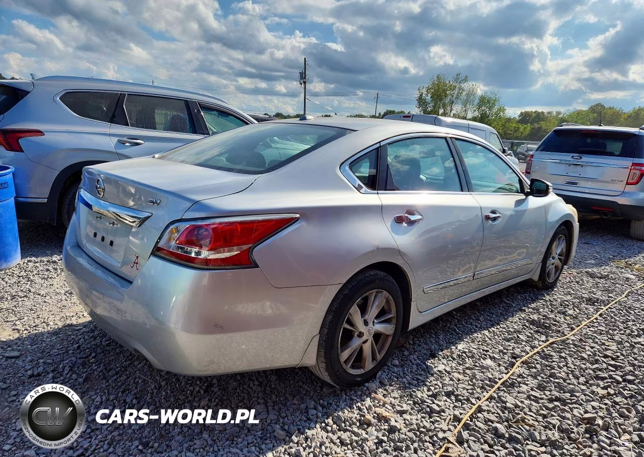 2015 Nissan Altima 2.5 VIN:1N4AL3APXFC482885 - 3