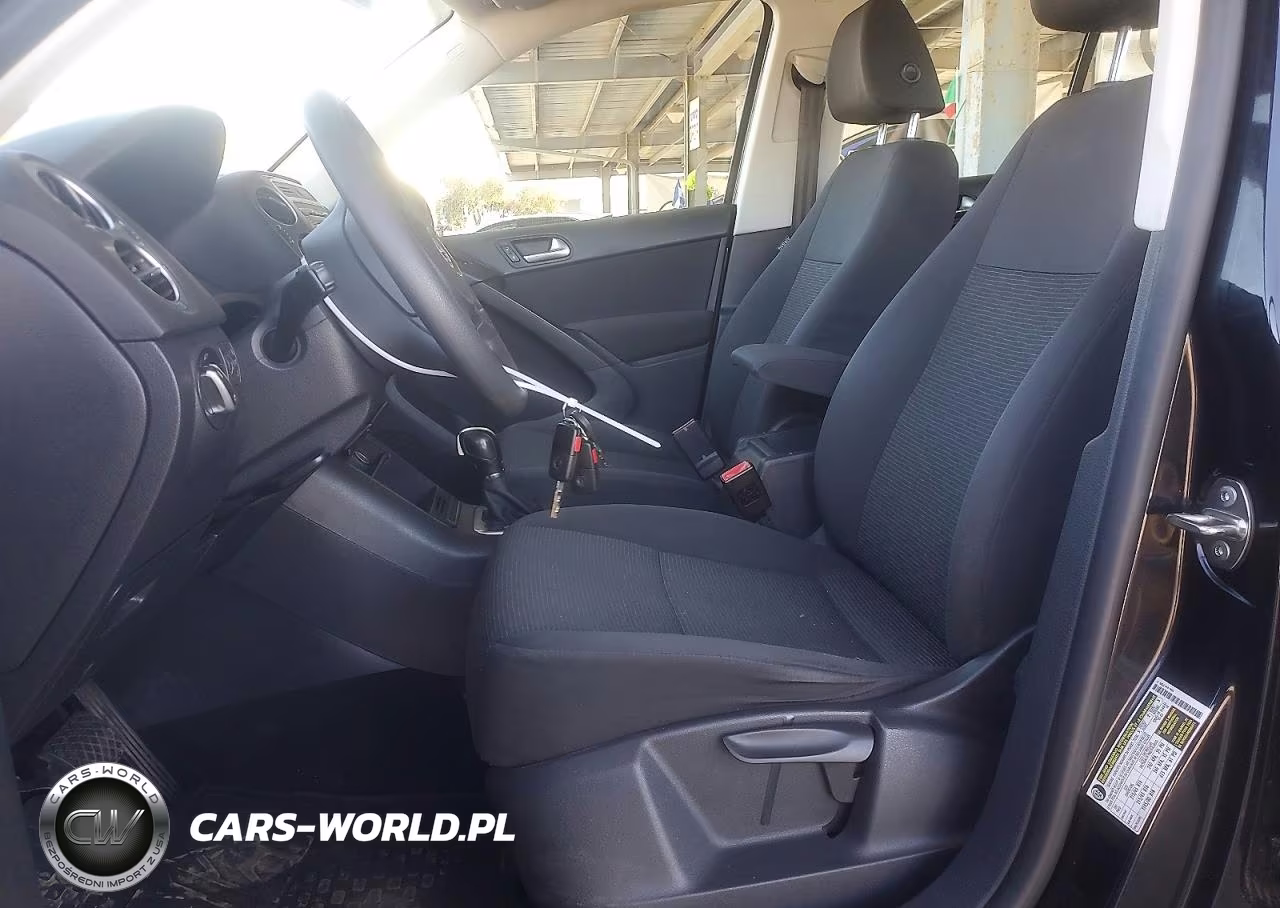 2012 Volkswagen Tiguan S VIN:WVGAV7AX2CW505271 - 7