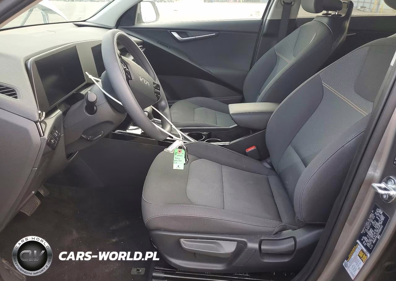 2026 Kia Niro Lx VIN:KNDCP3LE9T5362143 - 7