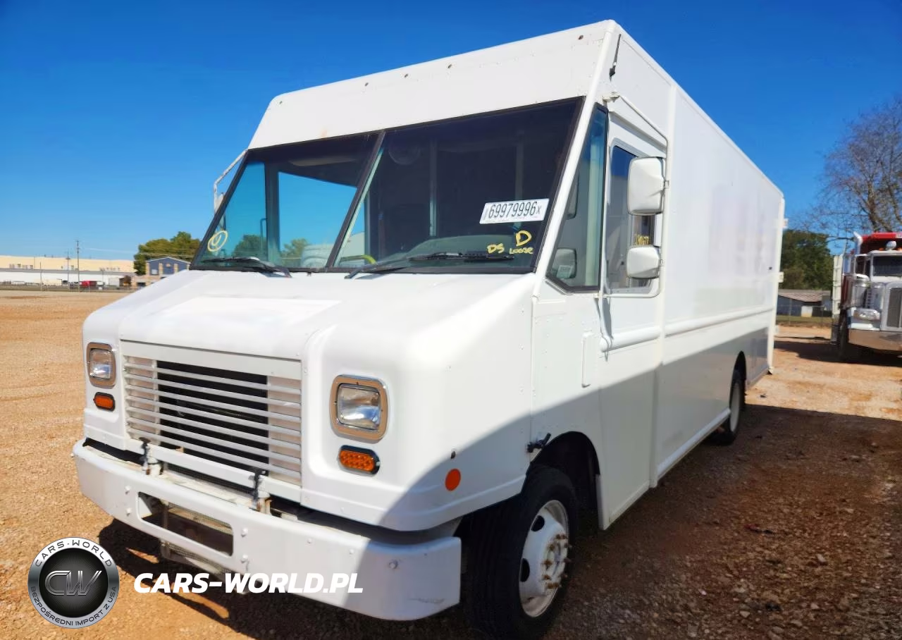 2013 Ford F59 Delivery Truck