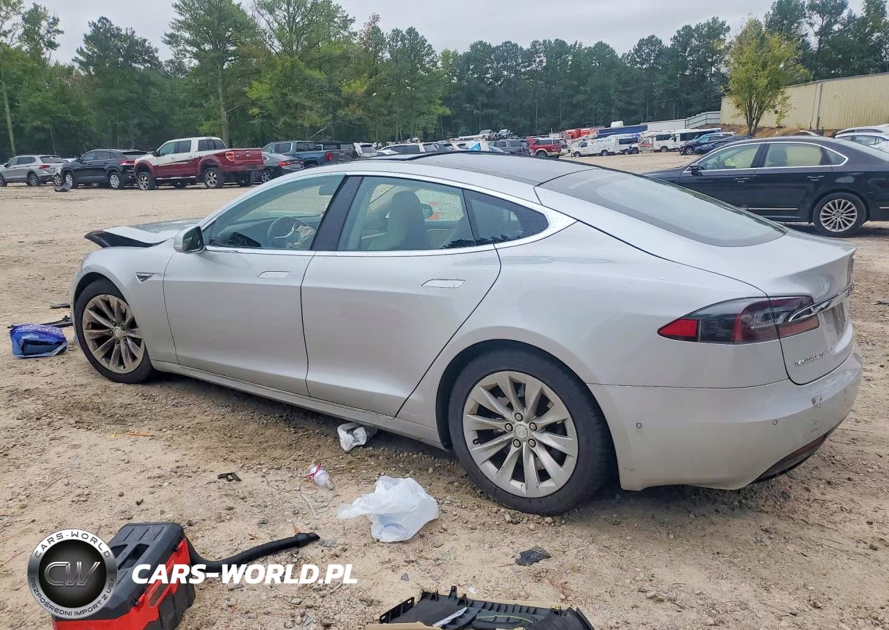 2016 Tesla Model S VIN:5YJSA1E2XGF159769 - 2