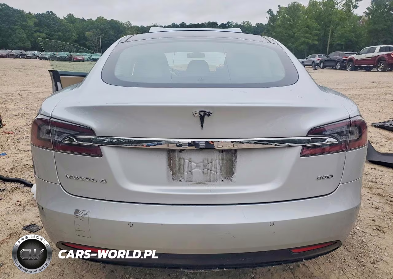 2016 Tesla Model S VIN:5YJSA1E2XGF159769 - 6