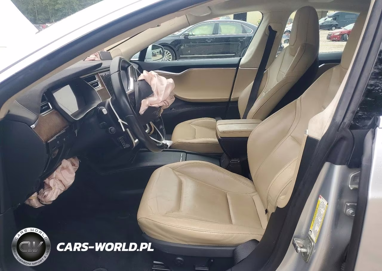 2016 Tesla Model S VIN:5YJSA1E2XGF159769 - 7