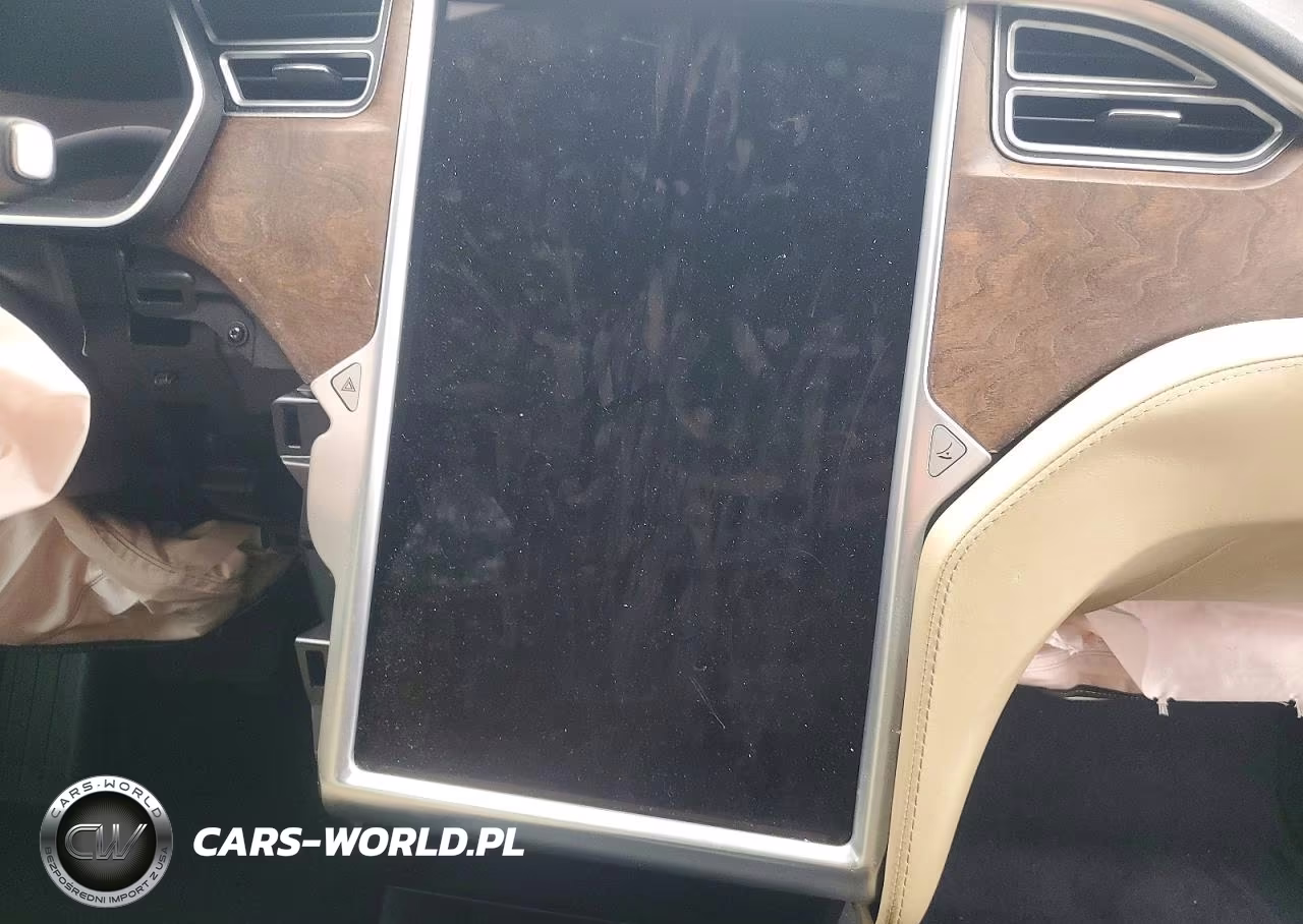 2016 Tesla Model S VIN:5YJSA1E2XGF159769 - 9