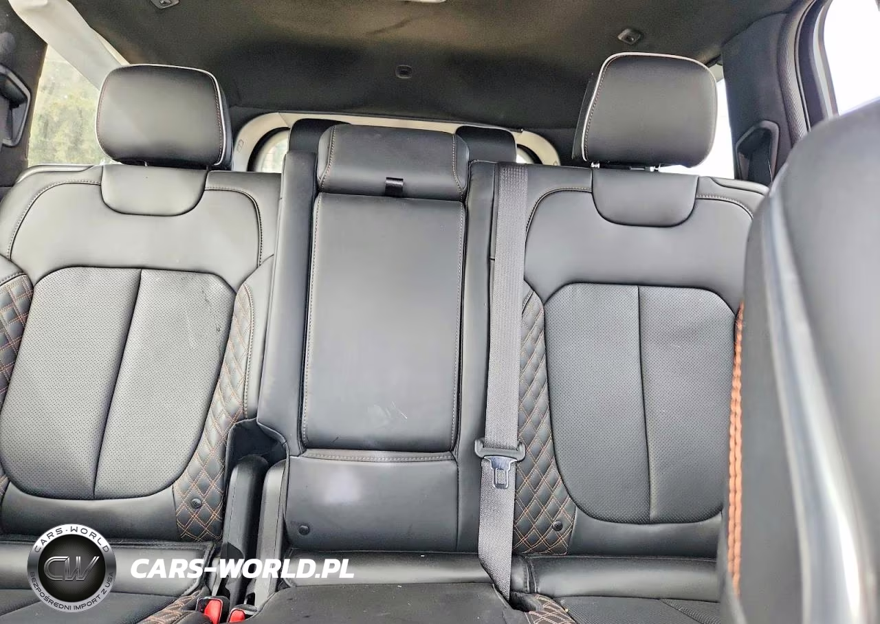 2025 Jeep Grand Cherokee L Summit VIN:1C4RJKEGXS8748247 - 10