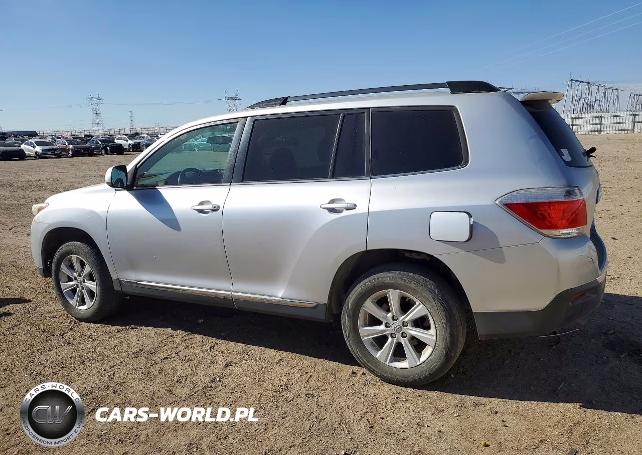 2013 Toyota Highlander Plus VIN:5TDZA3EH8DS045582 - 2