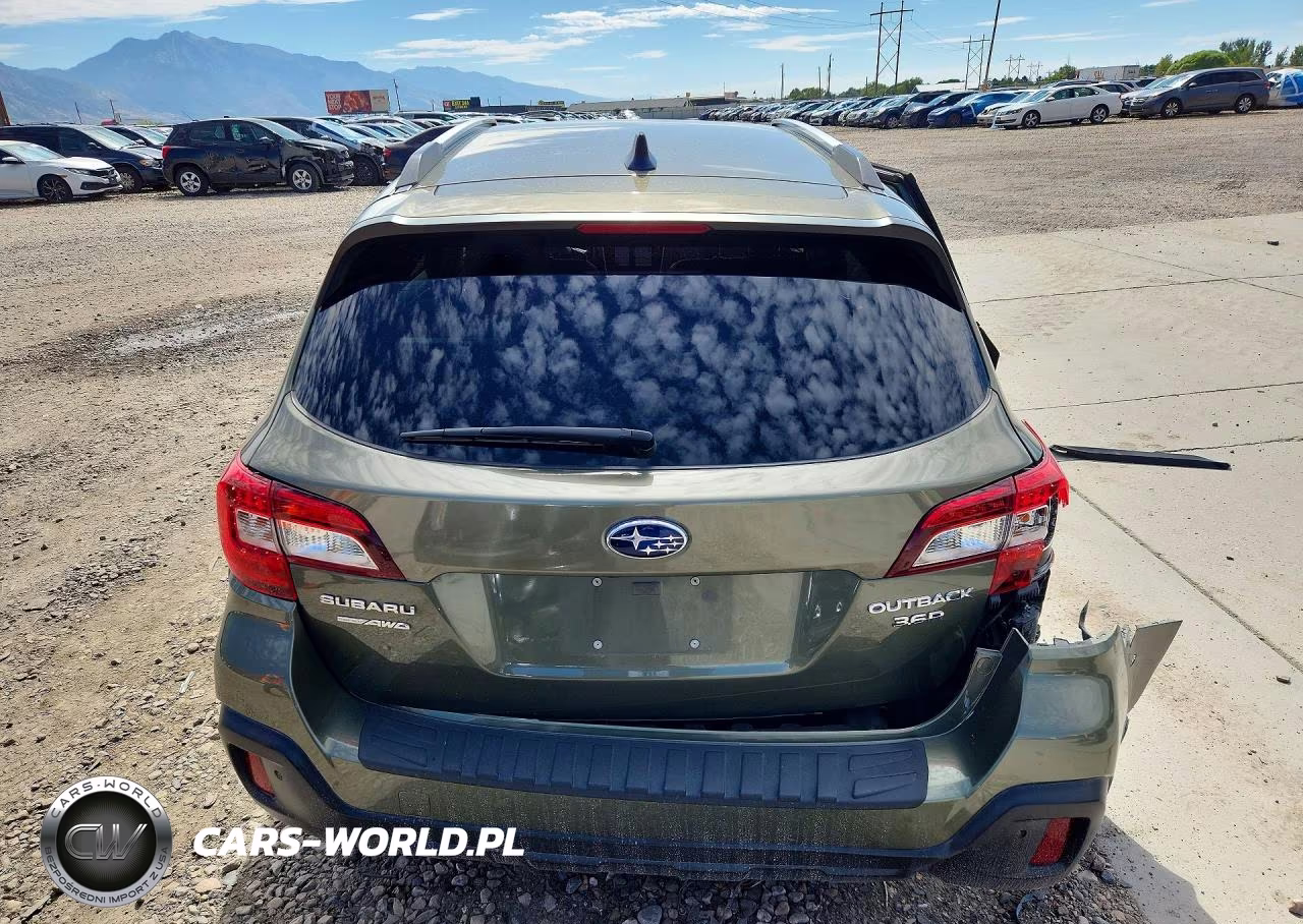 2018 Subaru Outback Touring VIN:4S4BSETC7J3314777 - 6
