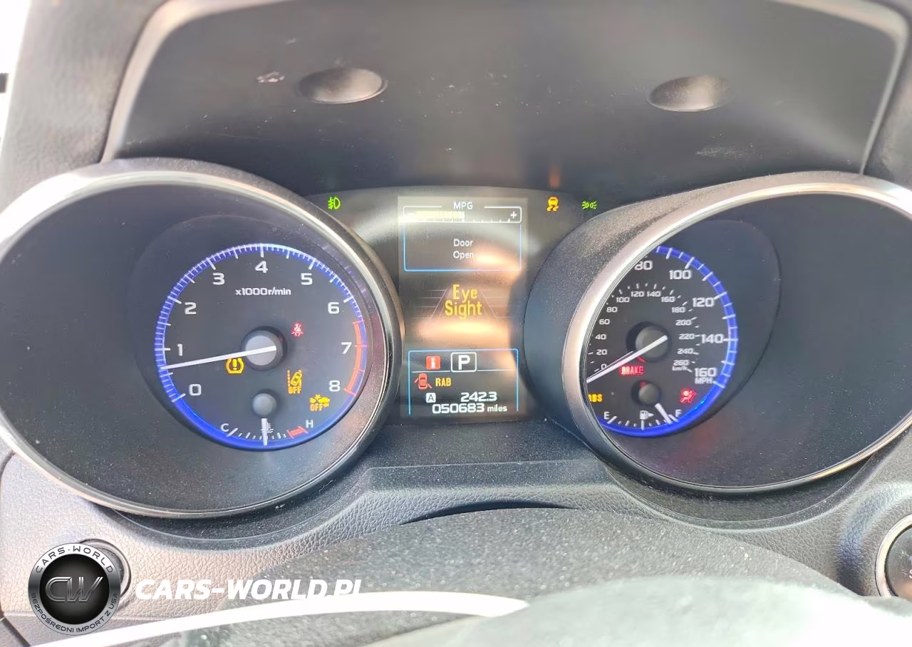 2018 Subaru Outback Touring VIN:4S4BSETC7J3314777 - 9