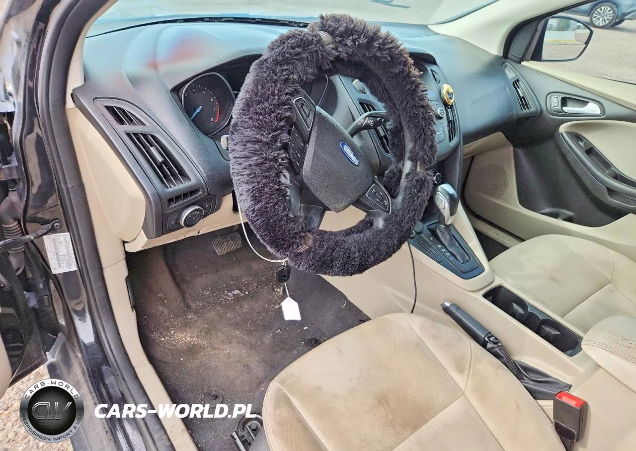2015 Ford Focus Se VIN:1FADP3F20FL361958 - 8