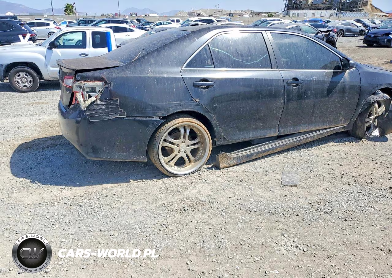 2013 Toyota Camry Se VIN:4T1BF1FK9DU204246 - 3