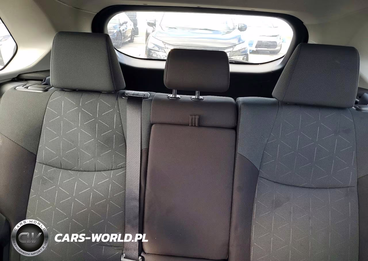 2025 Toyota Rav4 Xle VIN:2T3P1RFV5SW554409 - 10