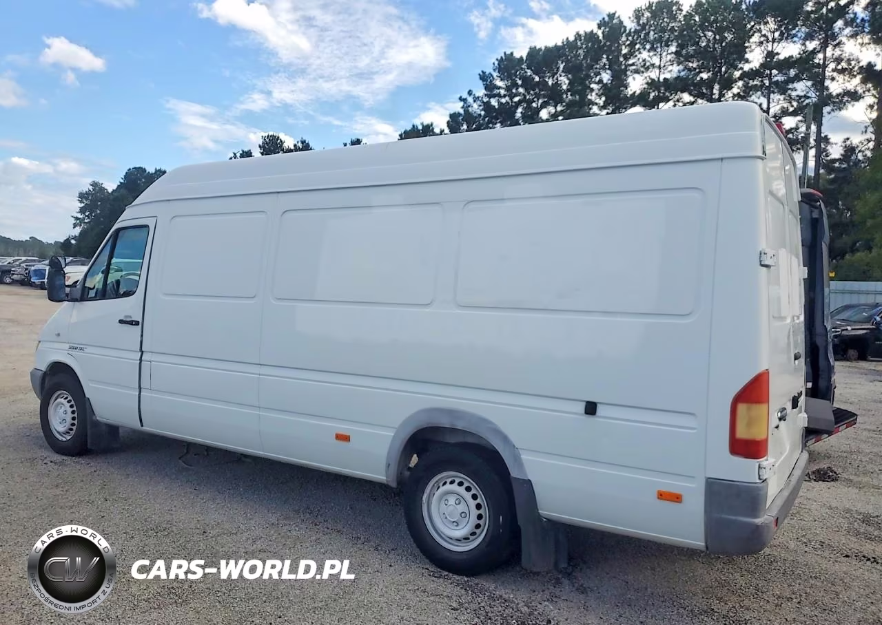 2005 Freightliner Sprinter 2500 VIN:WDYPD744X55799177 - 2