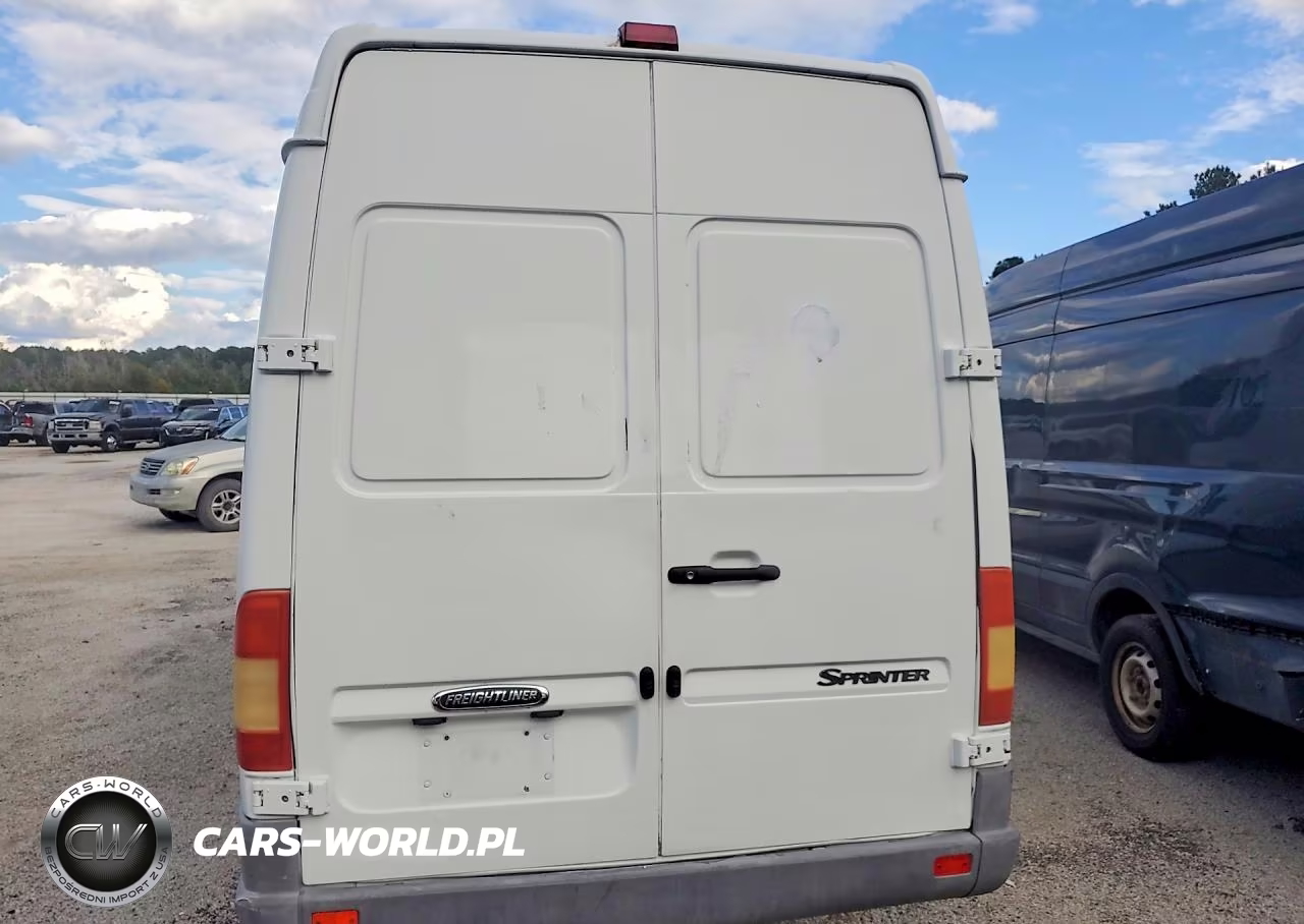 2005 Freightliner Sprinter 2500 VIN:WDYPD744X55799177 - 6