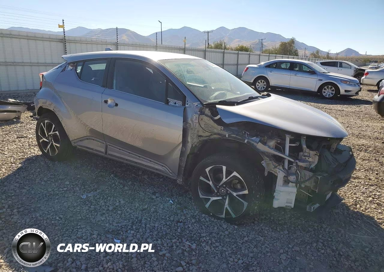 2019 Toyota C-Hr Xle VIN:NMTKHMBX7KR069950 - 4