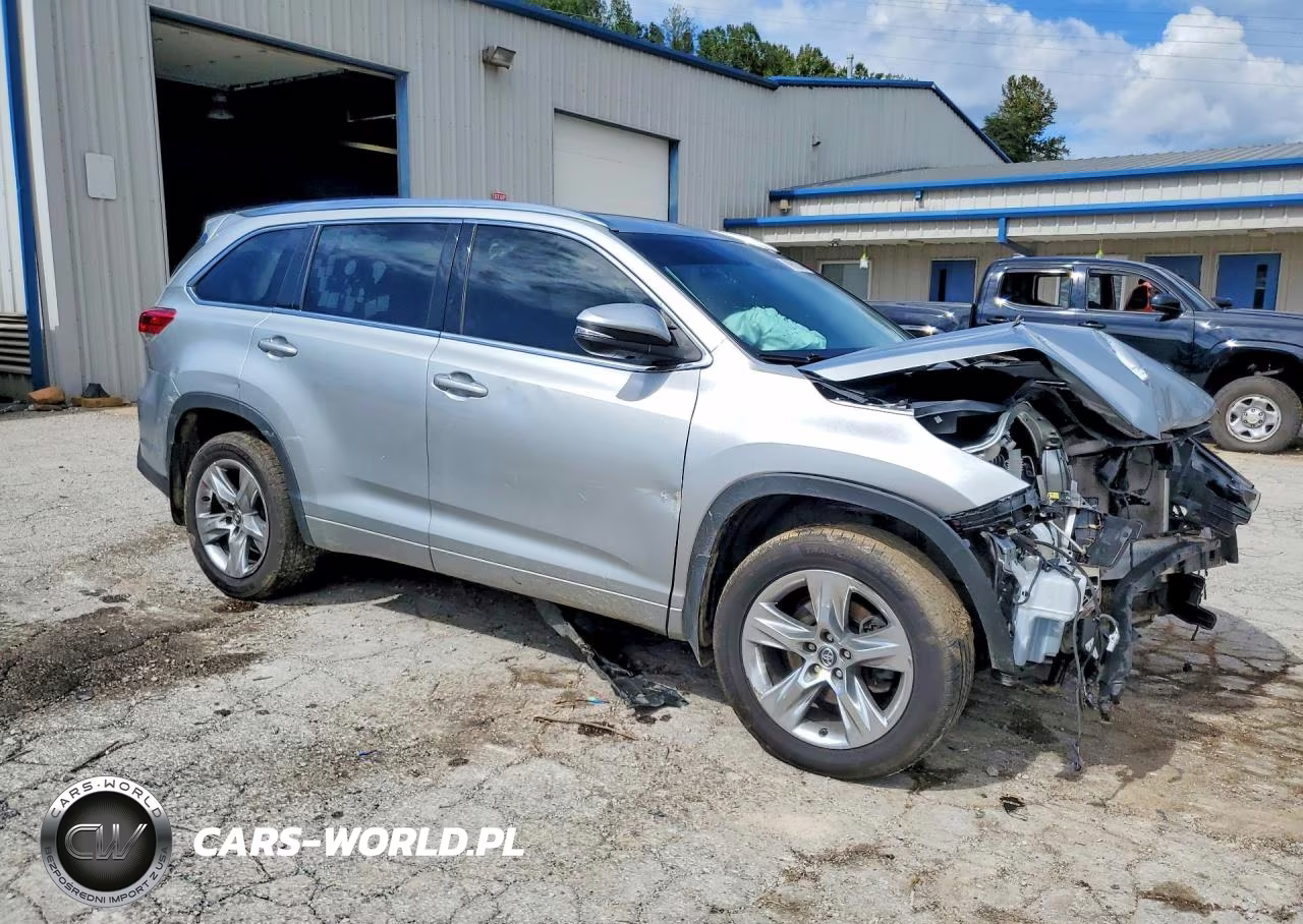 2018 Toyota Highlander Limited VIN:5TDDZRFH6JS865904 - 4