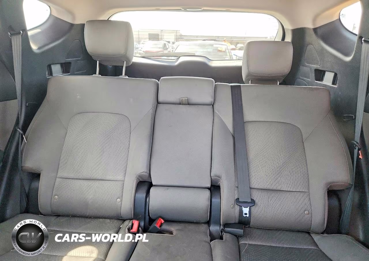 2015 Hyundai Santa Fe Sport 2.4L VIN:5XYZU3LB1FG239523 - 10