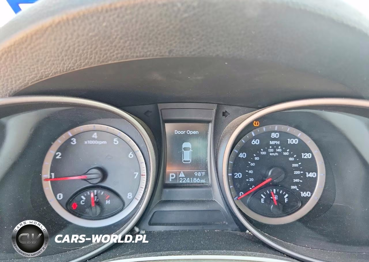 2015 Hyundai Santa Fe Sport 2.4L VIN:5XYZU3LB1FG239523 - 9