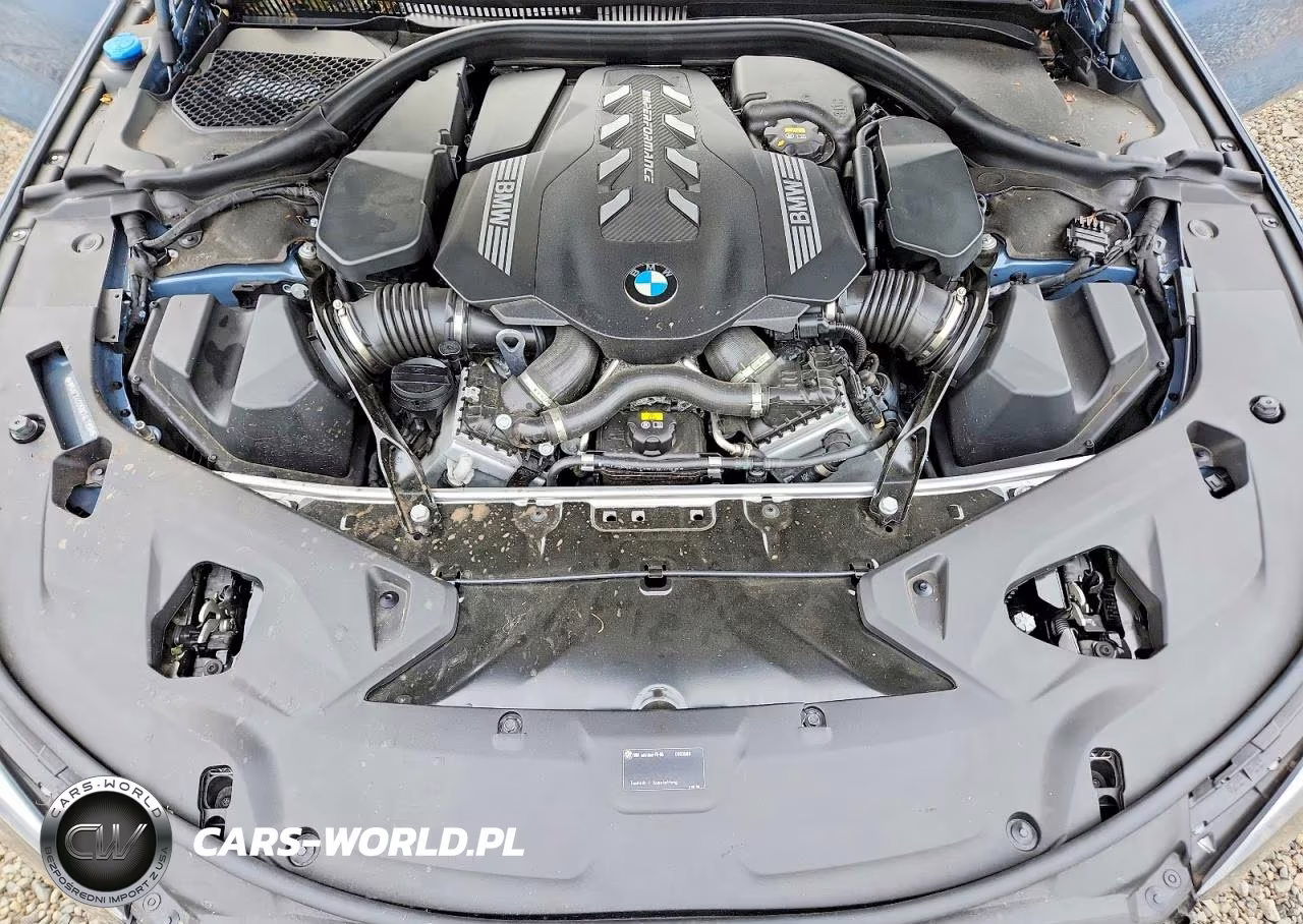 2022 BMW M850Xi VIN:WBAFY4C05NCH83988 - 11