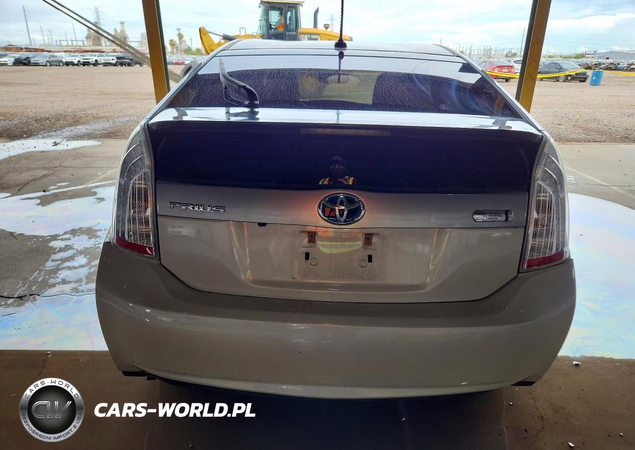 2015 Toyota Prius Plug-In Hybrid Advanced VIN:JTDKN3DP0F3067188 - 6
