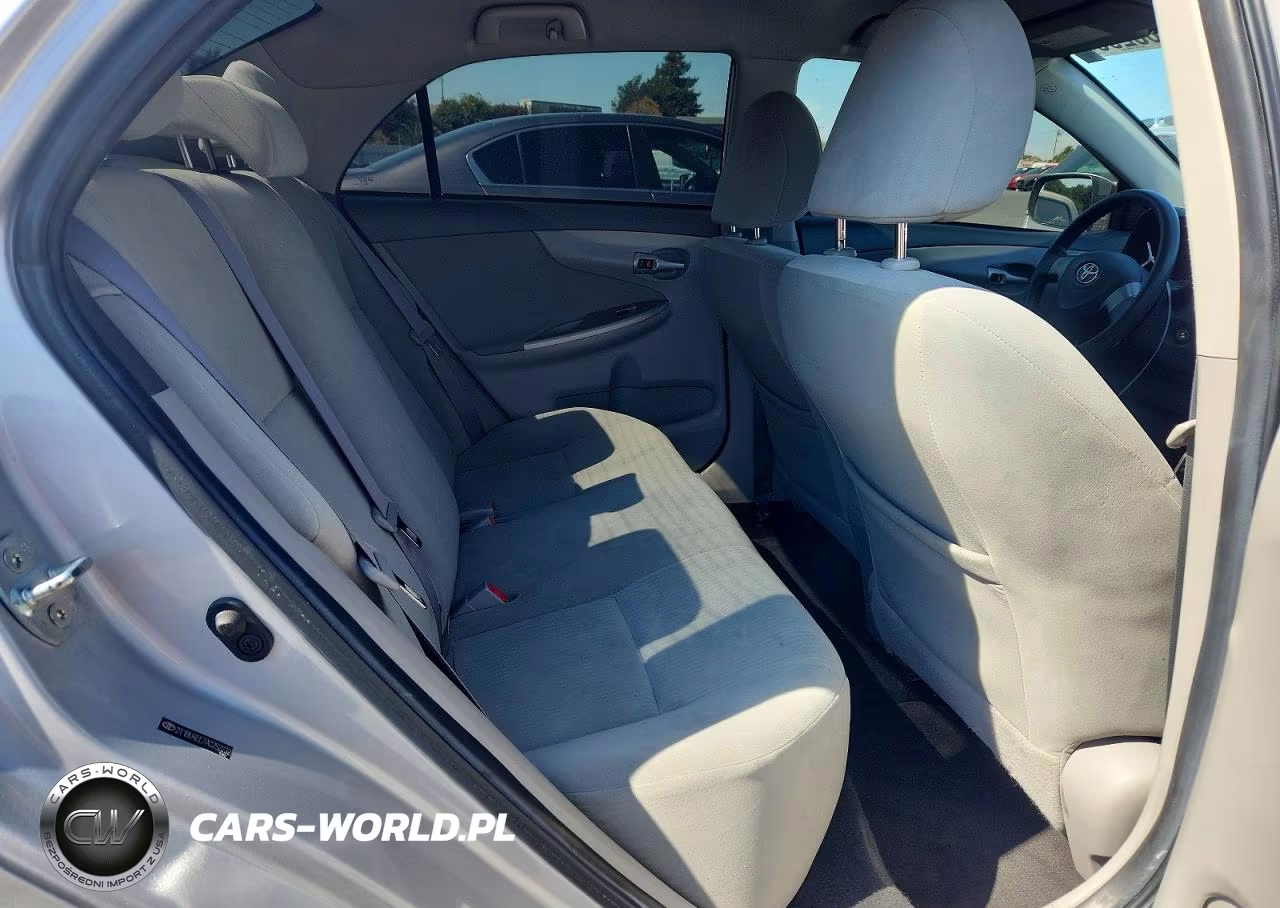 2010 Toyota Corolla Le VIN:2T1BU4EE7AC252232 - 10