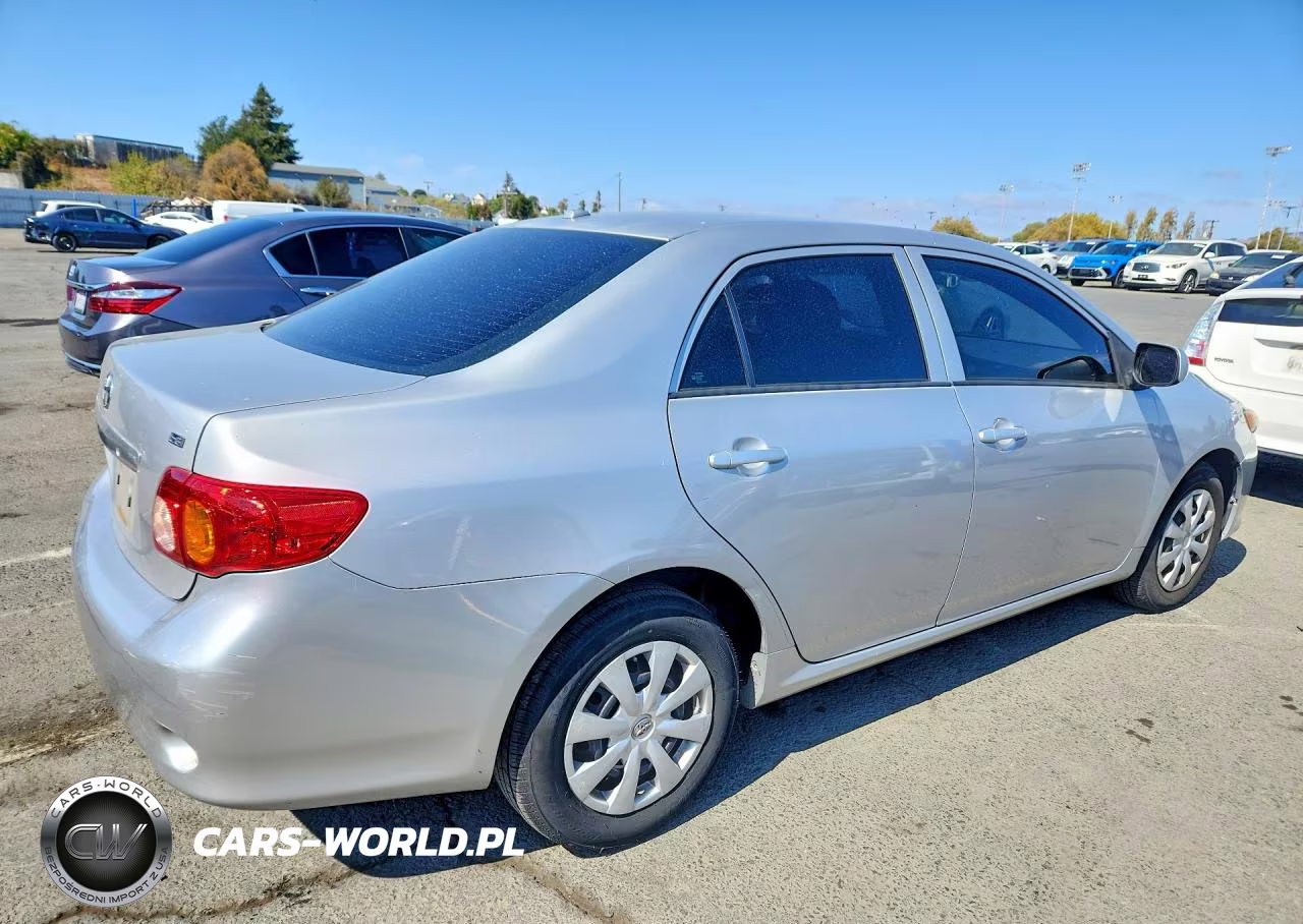 2010 Toyota Corolla Le VIN:2T1BU4EE7AC252232 - 3
