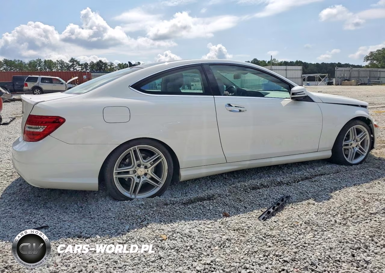 2014 Mercedes-Benz C 250 VIN:WDDGJ4HB7EG183569 - 3
