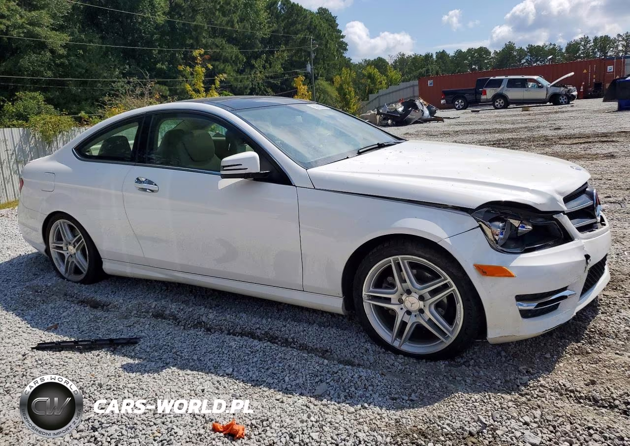 2014 Mercedes-Benz C 250 VIN:WDDGJ4HB7EG183569 - 4