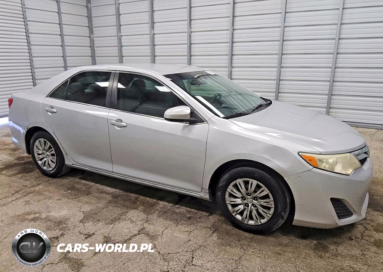 2014 Toyota Camry Le VIN:4T1BF1FK9EU450750 - 4