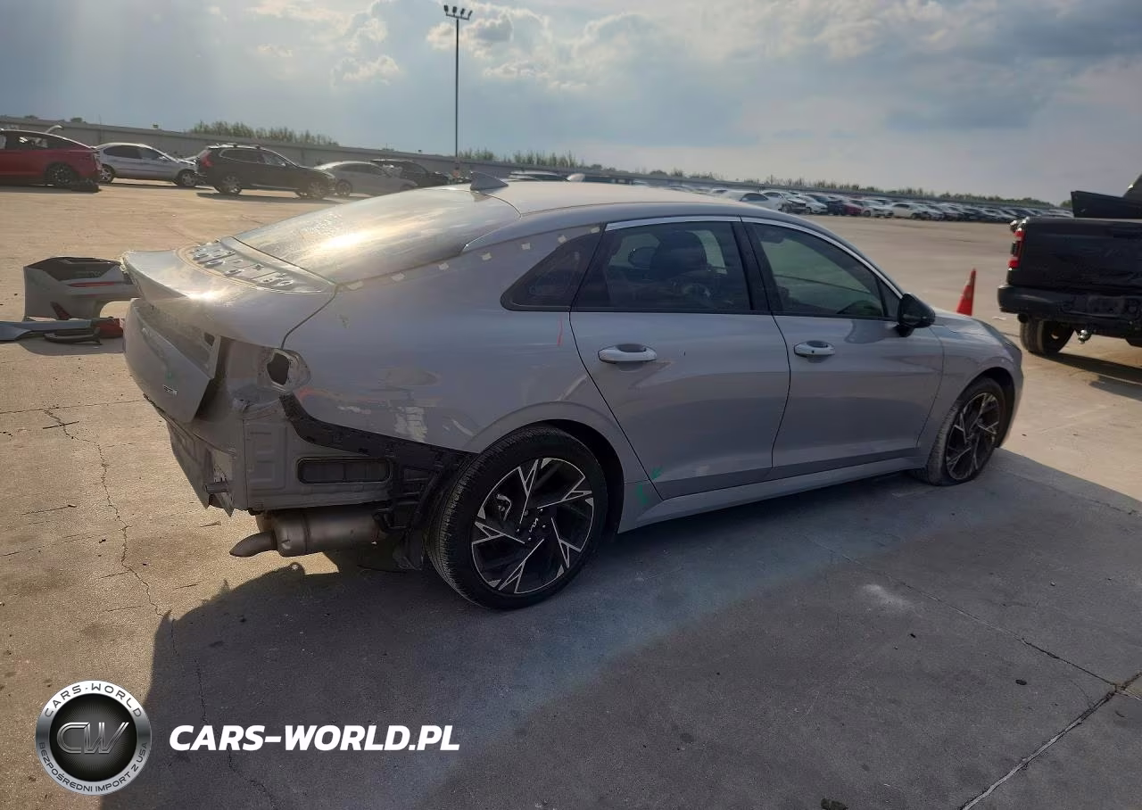 2025 Kia K5 Gt Line VIN:KNAG64J73S5310937 - 3