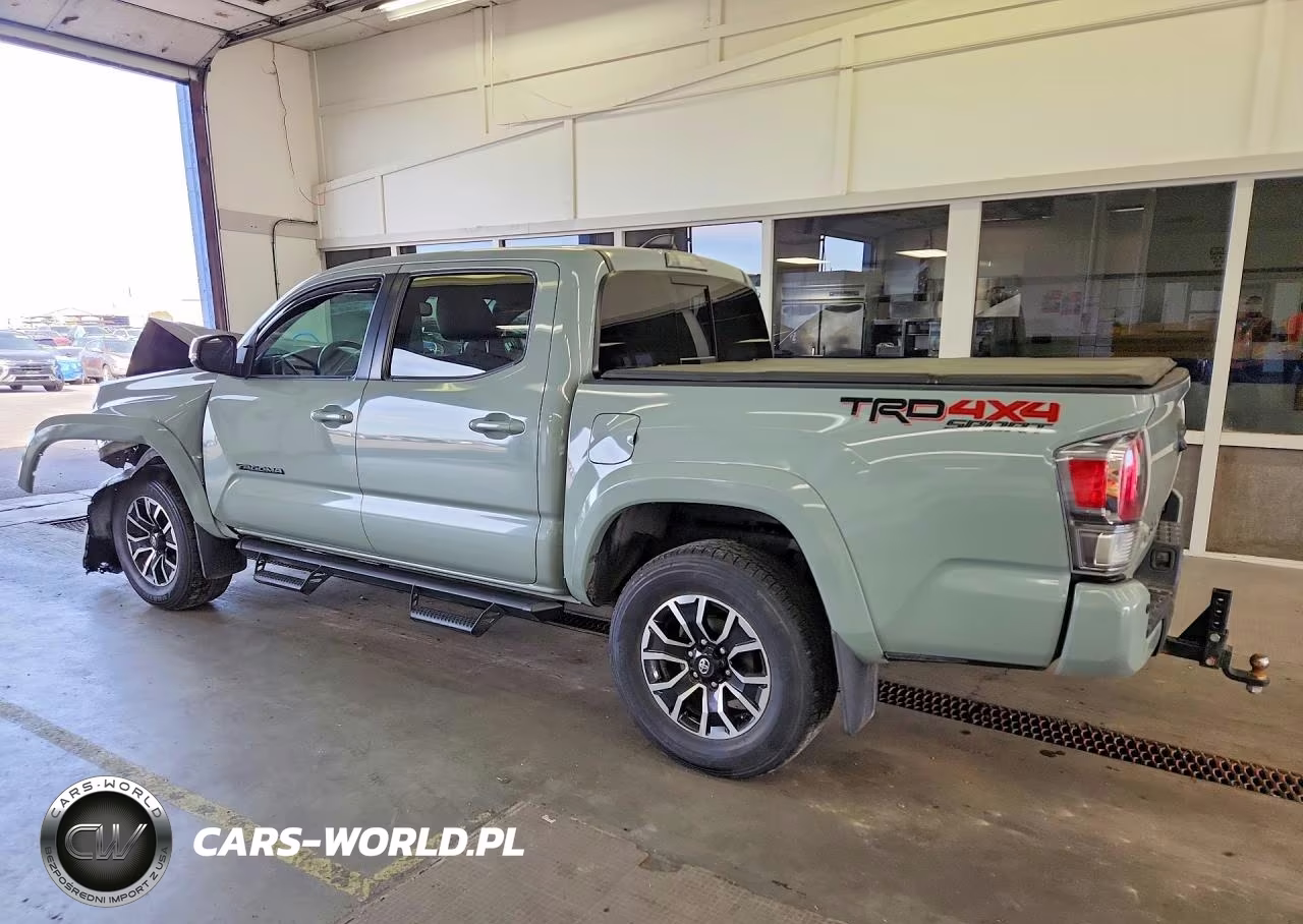 2022 Toyota Tacoma Trd Sport VIN:3TMCZ5AN1NM496036 - 2