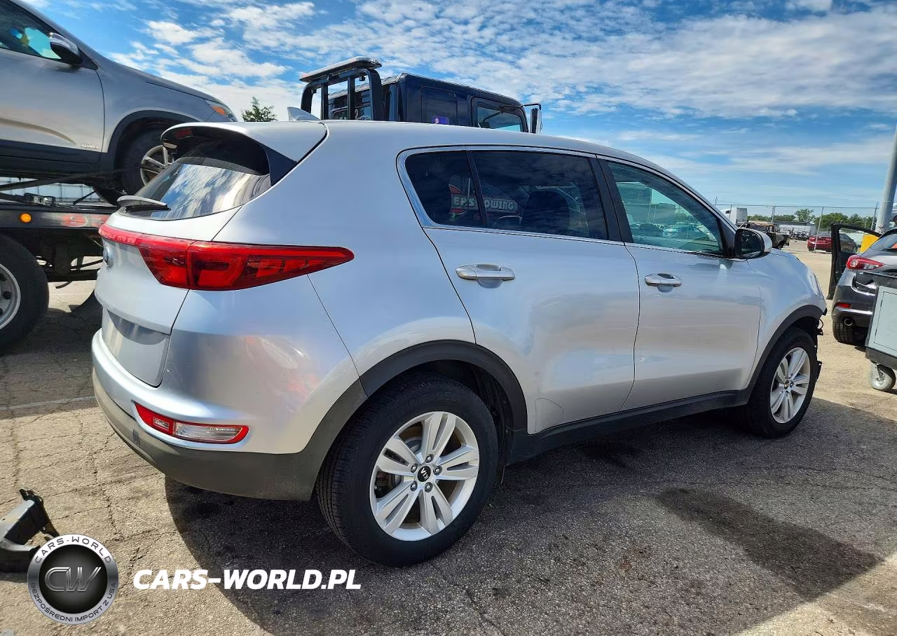 2018 Kia Sportage Lx VIN:KNDPM3AC0J7458191 - 3