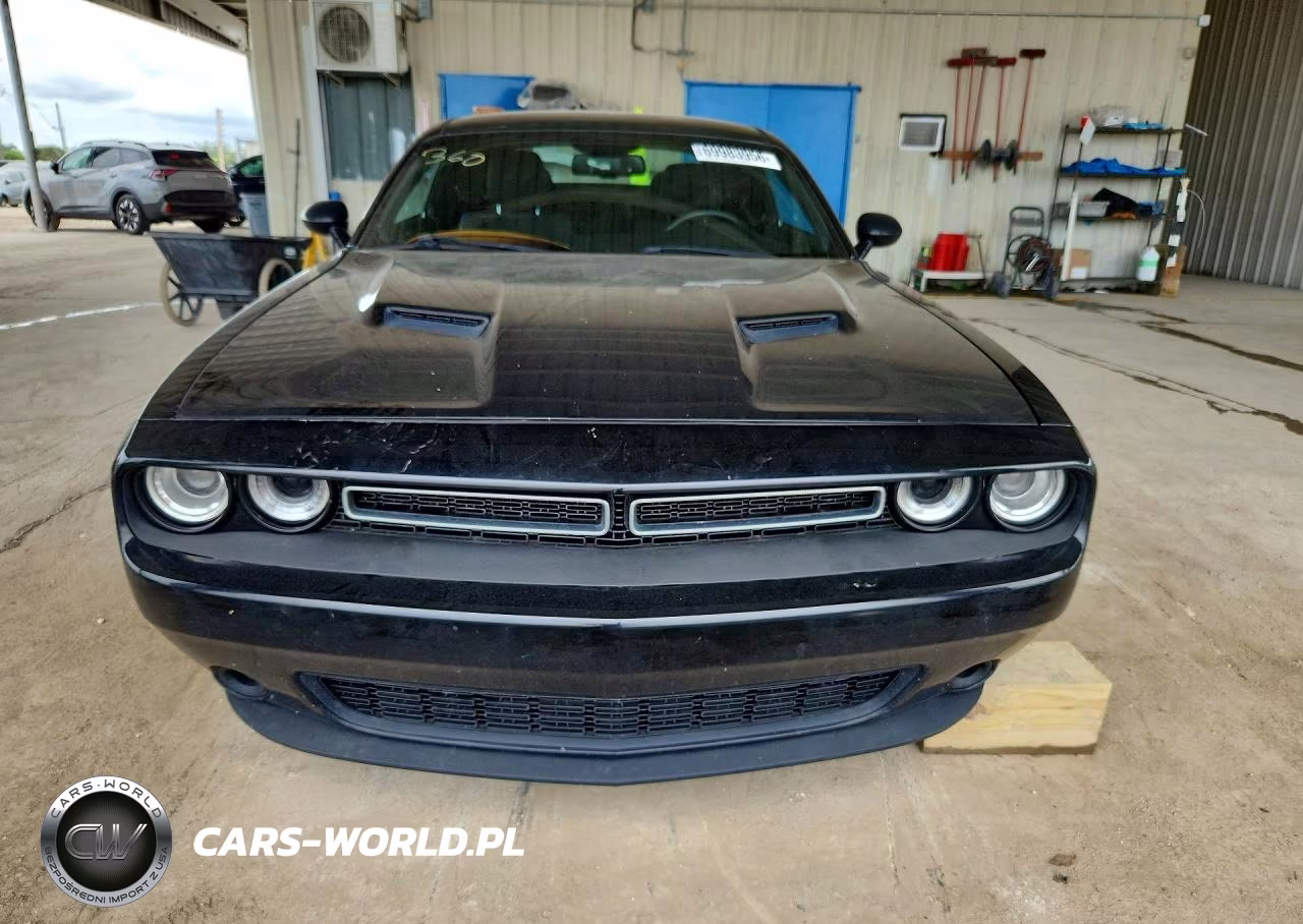 2016 Dodge Challenger Sxt VIN:2C3CDZAG3GH137381 - 5