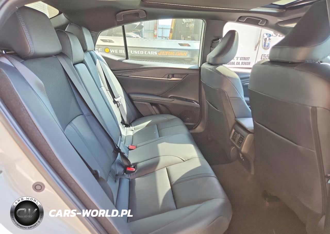2026 Toyota Camry Xse VIN:4T1DAACK0TU323507 - 10