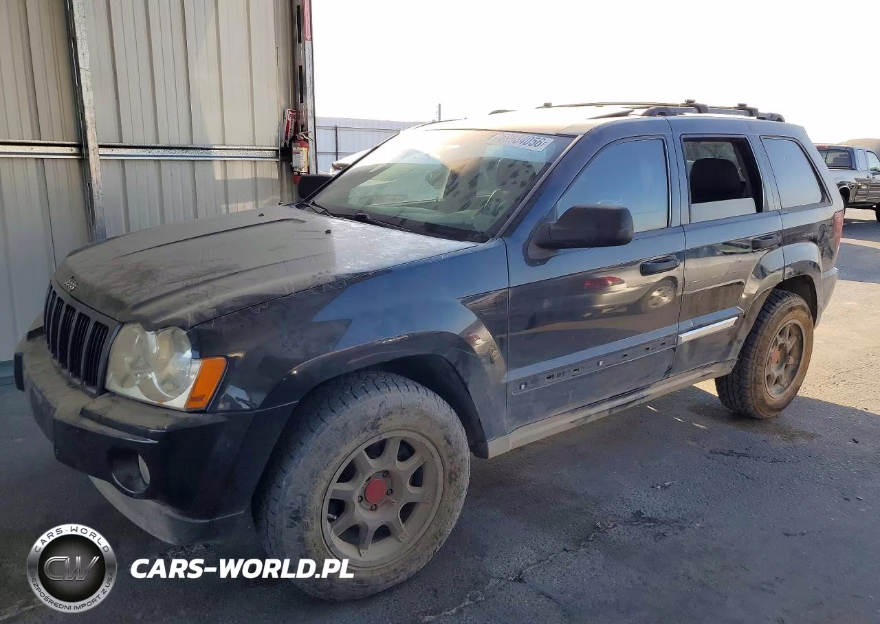 2005 Jeep Grand Cherokee Laredo VIN:1J4GR48K85C646016 - 1