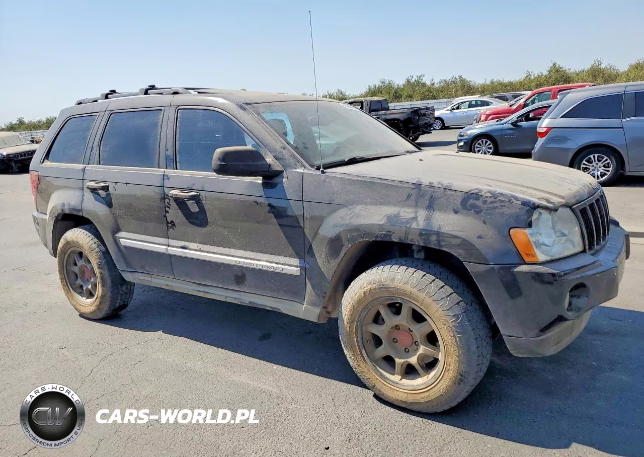 2005 Jeep Grand Cherokee Laredo VIN:1J4GR48K85C646016 - 4