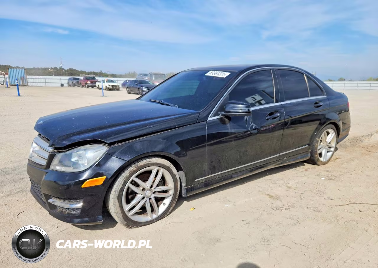 2013 Mercedes-Benz C 250 VIN:WDDGF4HB8DR254900 - 1