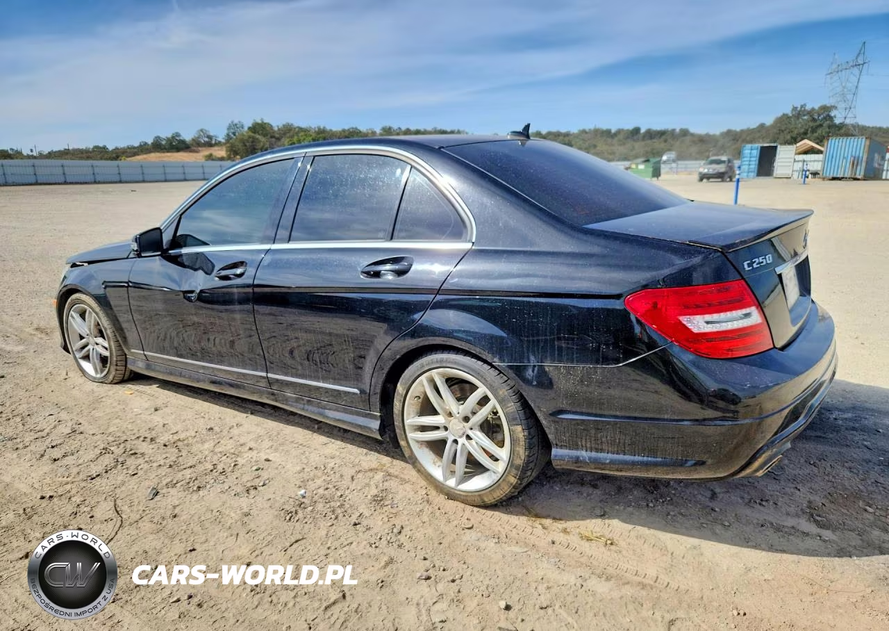 2013 Mercedes-Benz C 250 VIN:WDDGF4HB8DR254900 - 2
