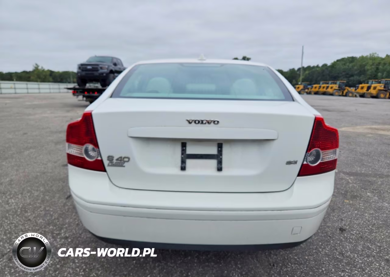 2007 Volvo S40 2.4I VIN:YV1MS382272288180 - 6