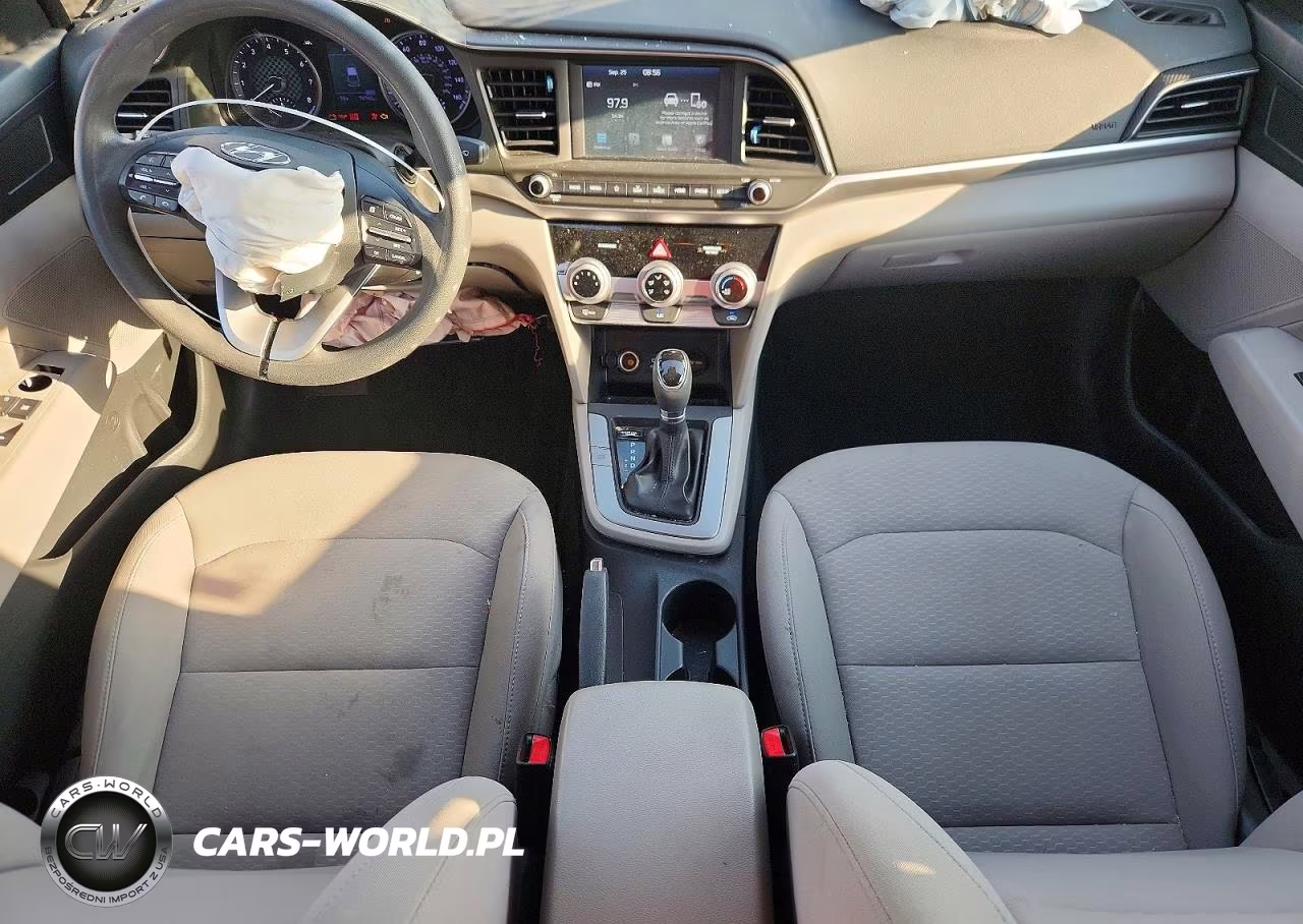 2019 Hyundai Elantra Sel VIN:5NPD84LFXKH482452 - 8