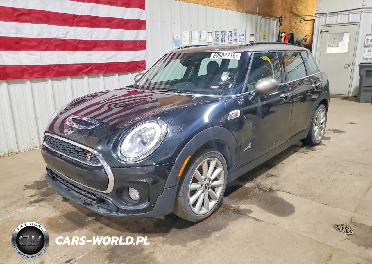 2018 Mini Cooper S Clubman All4 VIN:WMWLU5C5XJ2G03260 - 1