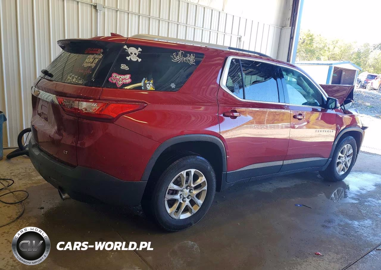 2018 Chevrolet Traverse Lt VIN:1GNEVGKW9JJ111117 - 3