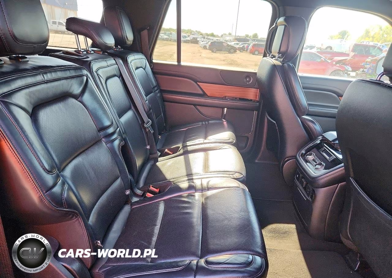 2019 Lincoln Navigator L Select VIN:5LMJJ3JT9KEL06933 - 11